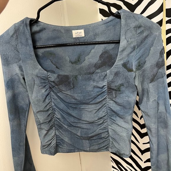 ARITZIA cropped long-sleeve - Picture 1 of 3